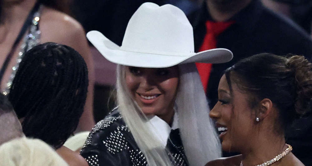 Beyonce Has Made Country Music History - FLY 92.3