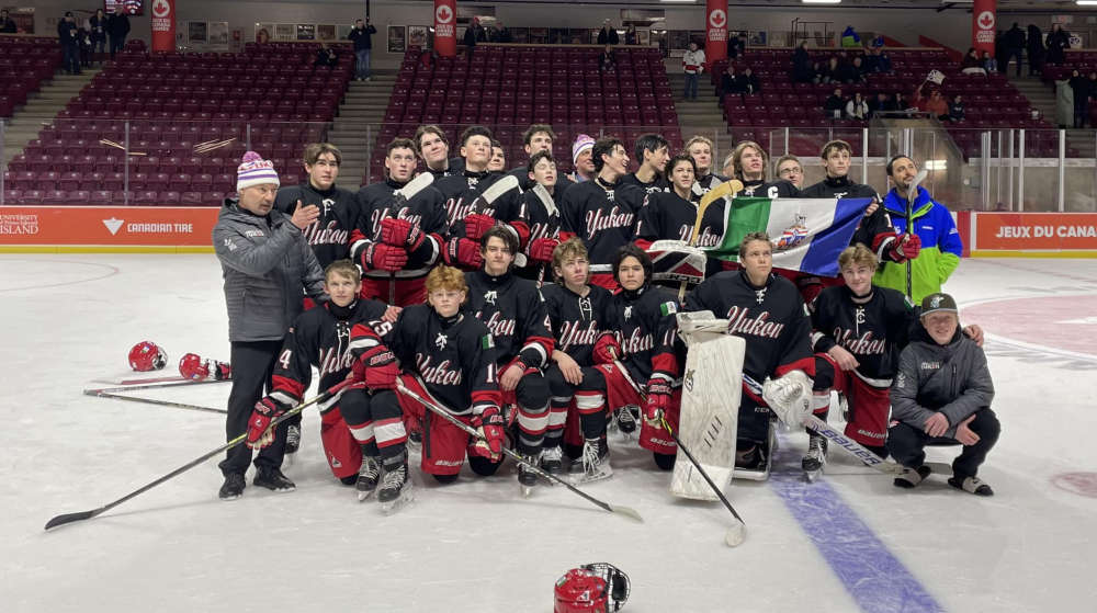Yukon's Men's Hockey Team Breaks Multiple Records at the Canada Winter