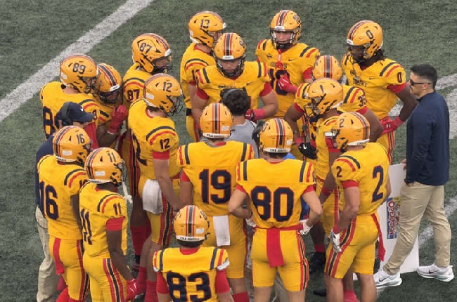 Gaels rally past Gee-Gees to stay undefeated