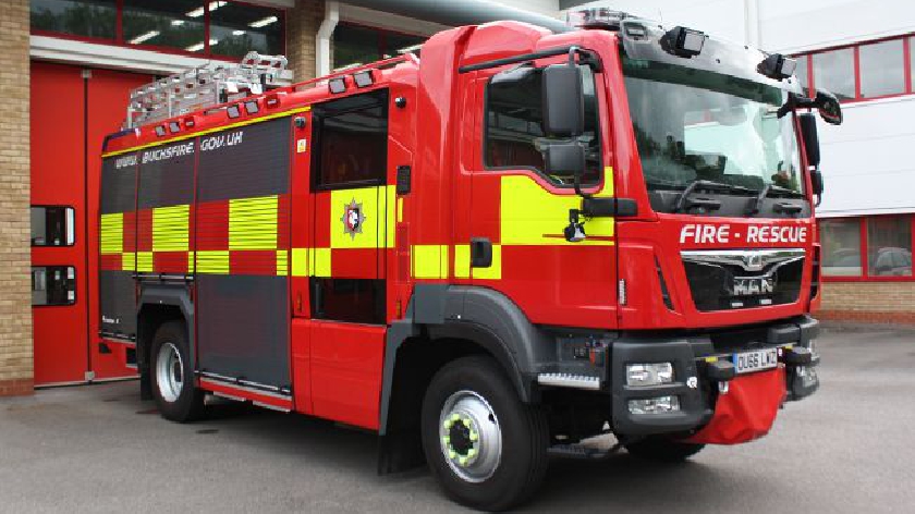 Milton Keynes residents hear 'loud bang' as emergency services attend lorry fire at M1 services 