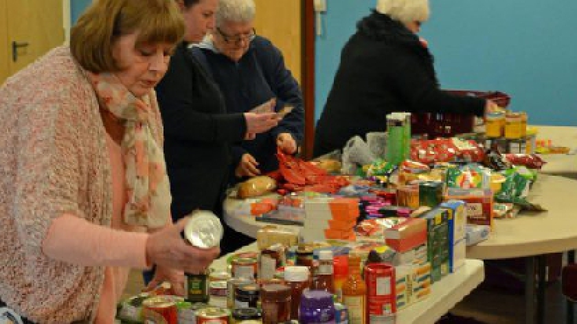 Number of households in Milton Keynes needing support from food banks ...