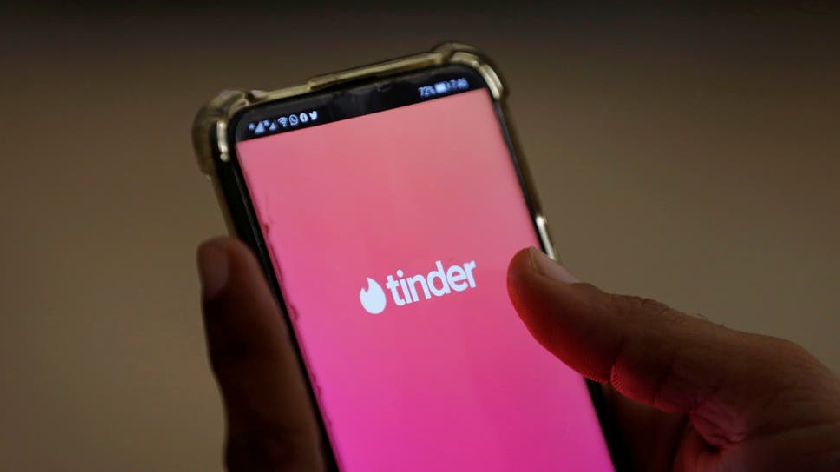 OK Cupid, Stop Bumbling around and Match Me Tinder: Using Dating Apps Across the Life Course