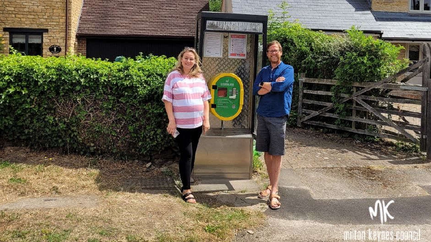 Village in Milton Keynes receives new life-saving defibrillators 