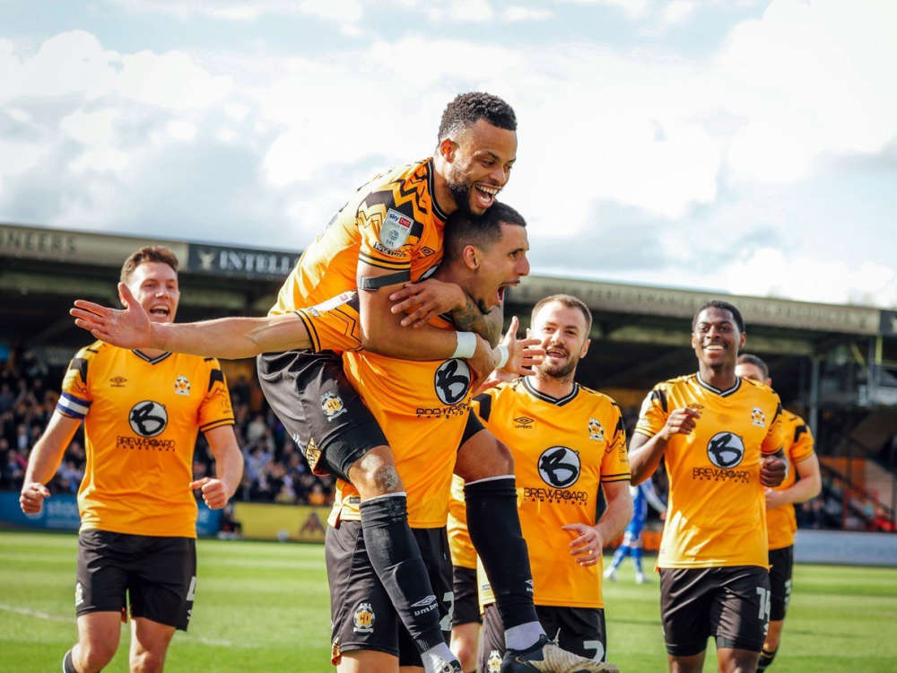 Cambridge United want home crowds to double in five years - Star Radio