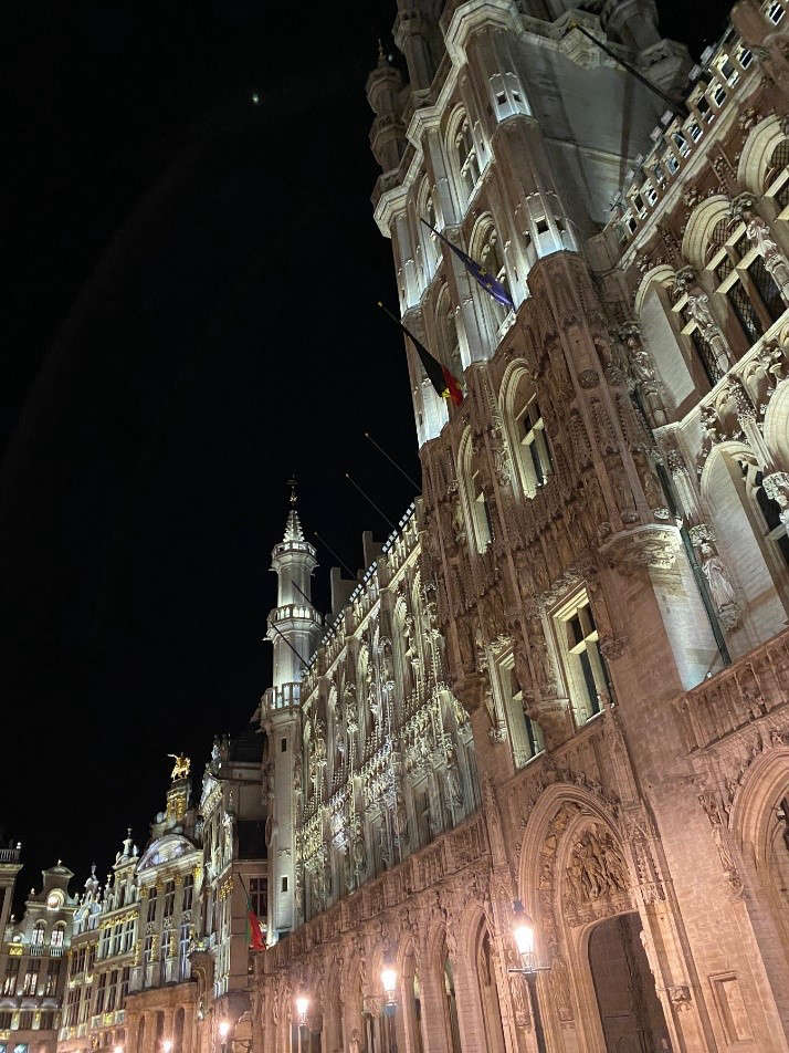Grand Place square by night