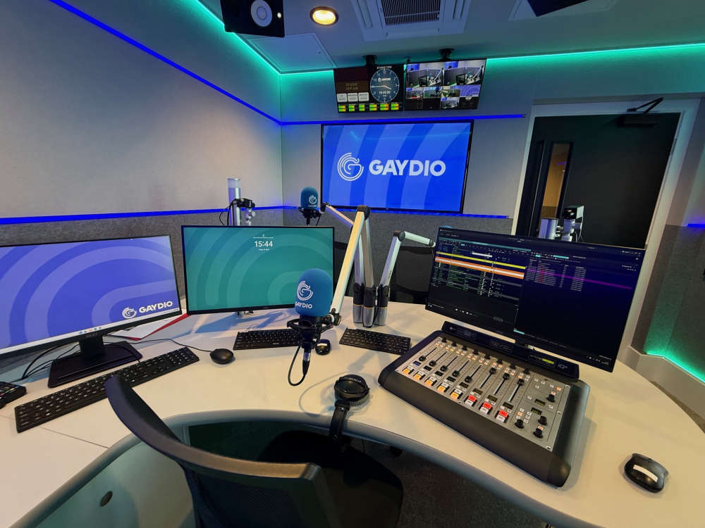 Studio 2 alternate view