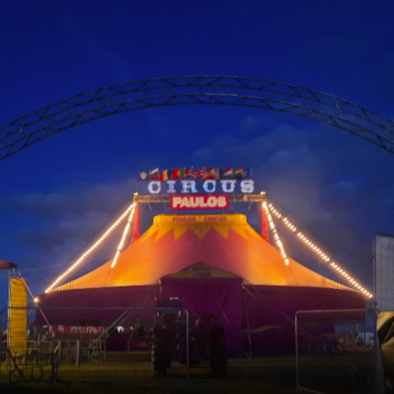 Half Price Circus Family Ticket - Radio Exe