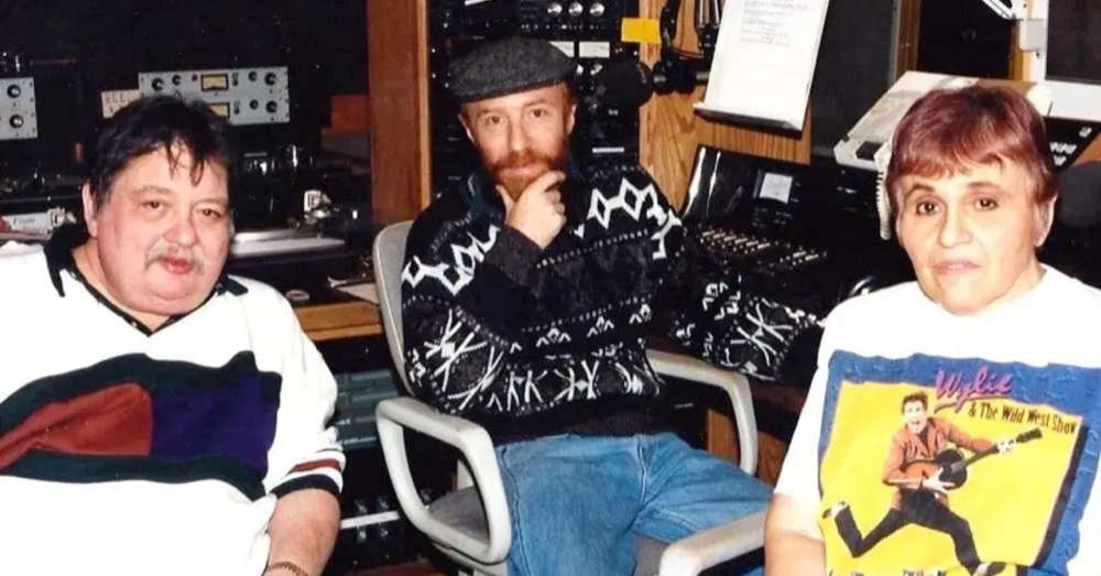 Howard and Roz Larman in the FolkScene studio