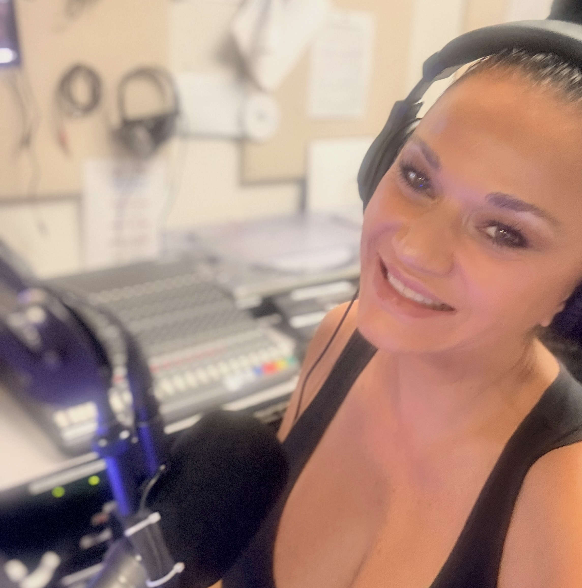 Arnella Barbara (Dark Star Gurl)