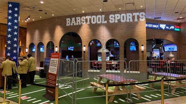 the sportsbook at hollywood casino penn national