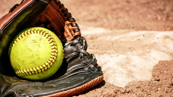 Das IHSAA Softball State Tournament beginnt am 23. Mai;  Silbenkonjunktionen ankündigen