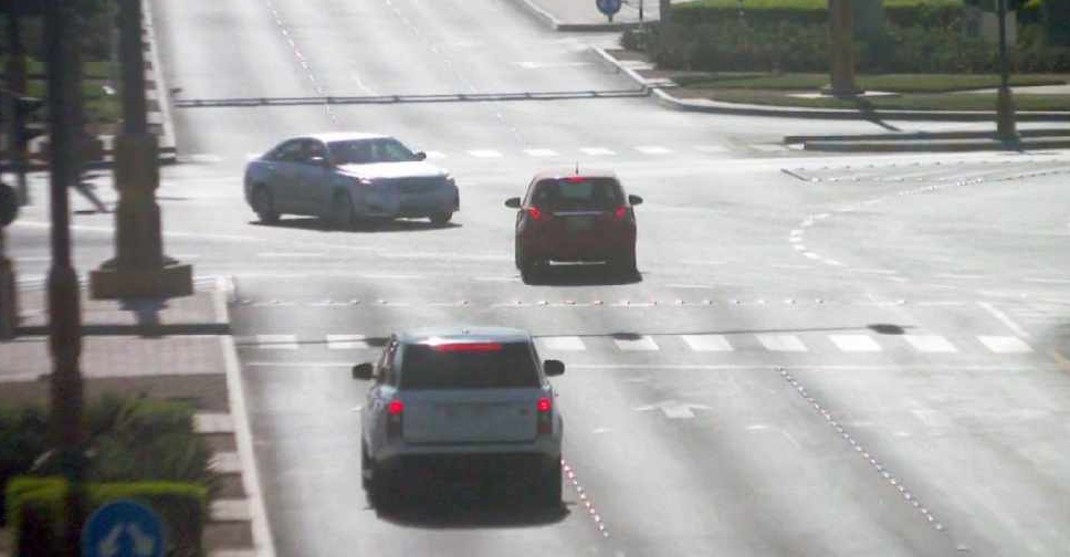 Motorists in Abu Dhabi warned about dangers of jumping red signals ...