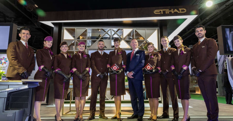 etihad-airways-wins-award-for-best-cabin-crew-hit-96-7-the