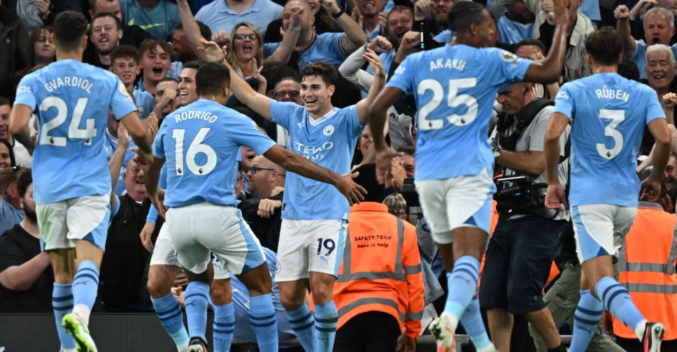 Superb Julian Alvarez goal vs Fulham takes Man City striker to 15