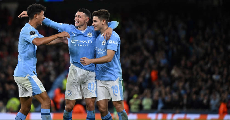 Football: Soccer-Alvarez helps Man City sweep past Red Star