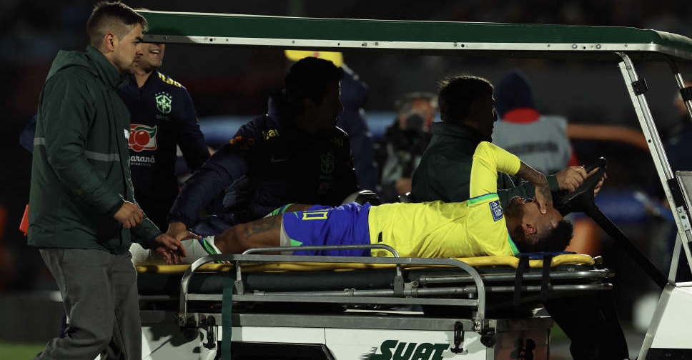 Neymar responding well to treatment, says Brazil's team doctor