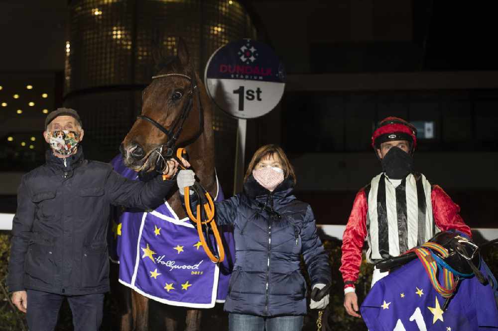 Dundalk winner Dark Magic with Tom, Kathleen and Rory Cleary. Photo: Patrick McCann/Racing Post