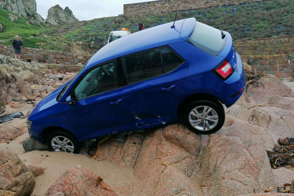 'You Can't Park There': Hire Car Gets Stuck On Rocks