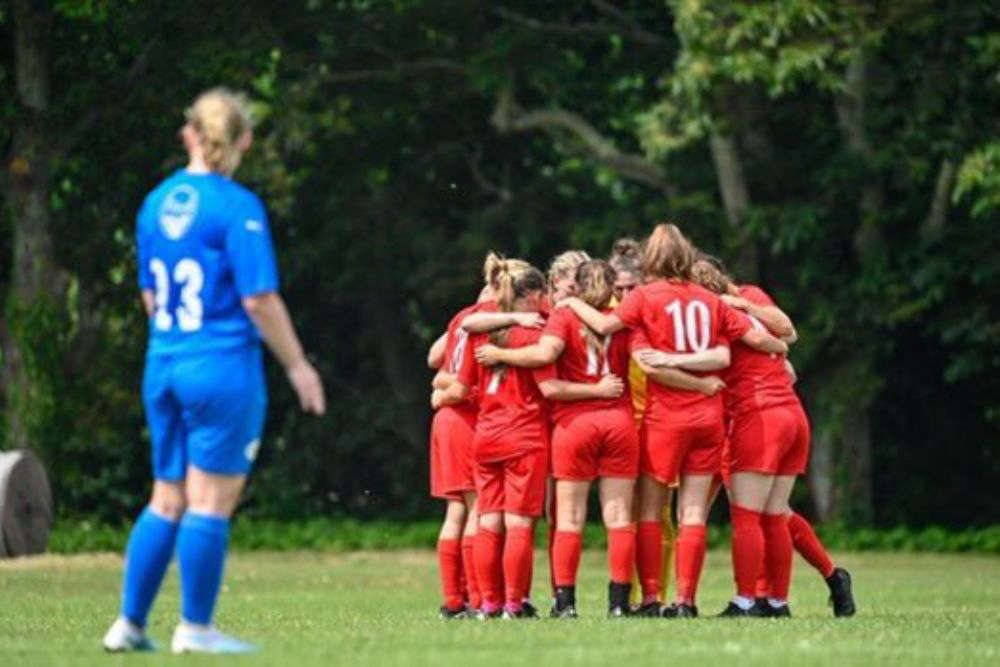 Football: Coin Toss Sends Jersey Women Out Of Island Games - Channel 103