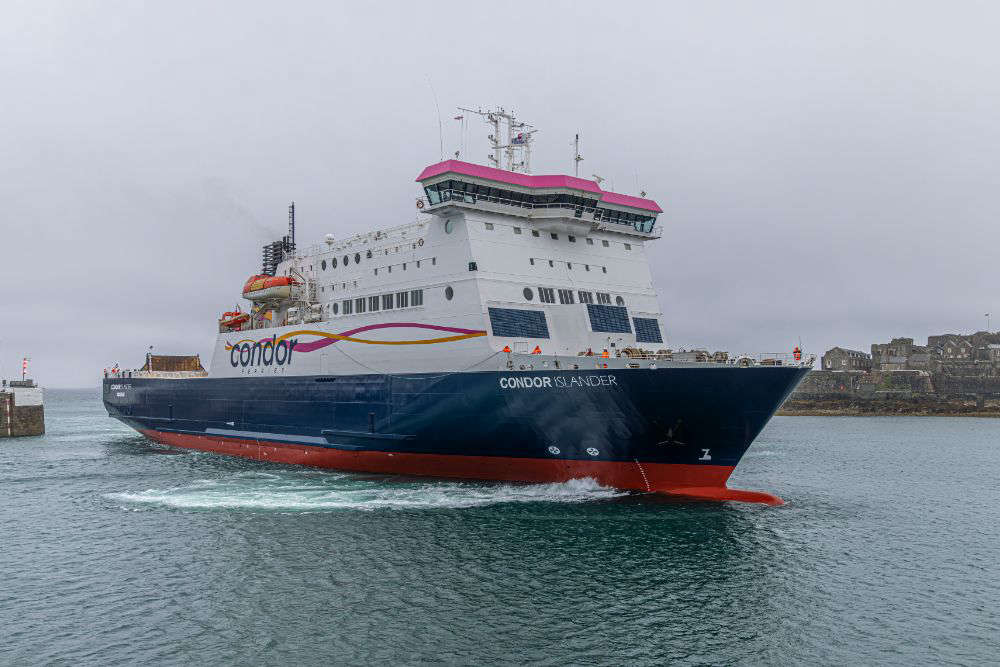 Guernsey passengers can book ferries from next Tuesday - Island FM