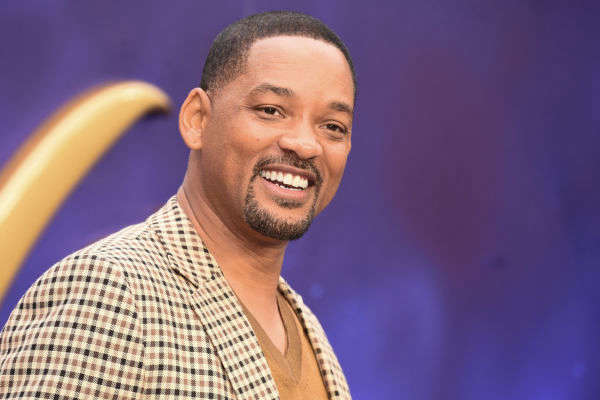 Will Smith Makes First In-Person Awards Ceremony Appearance Since ...