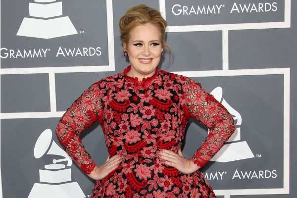 Adele admits she suffers 'really bad seasonal depression