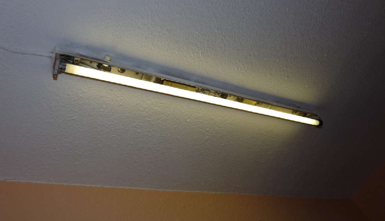 LED strip light - Wikipedia