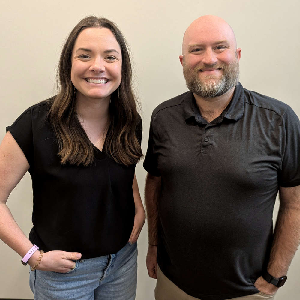 91.3 WCSG afternoon hosts Brittany & Zach