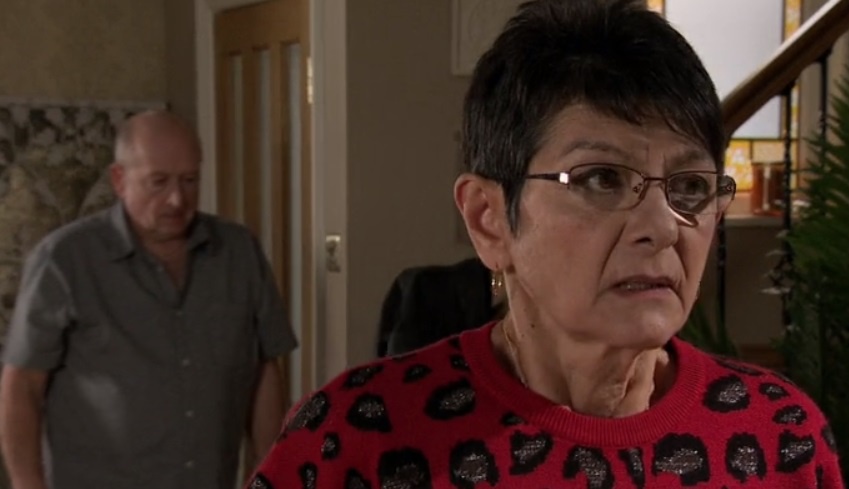 Coronation Street scene featuring Yasmeen and husband Geoff