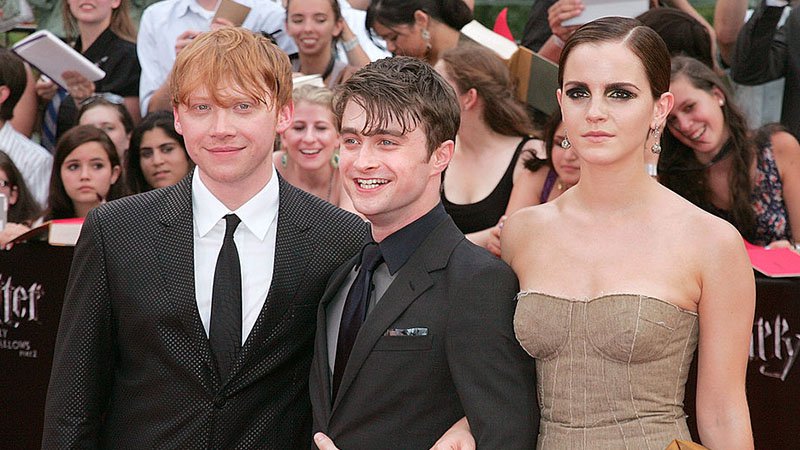 Website Paying 1 000 To One Lucky Fan To Binge All Harry Potter Movies