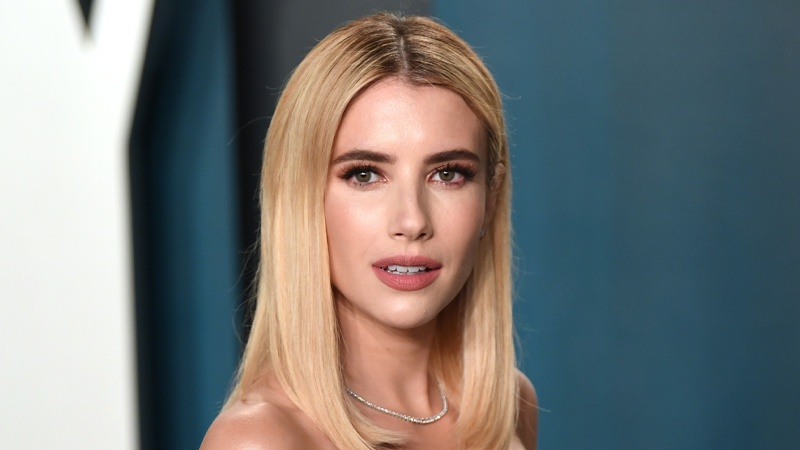 Emma Roberts Online