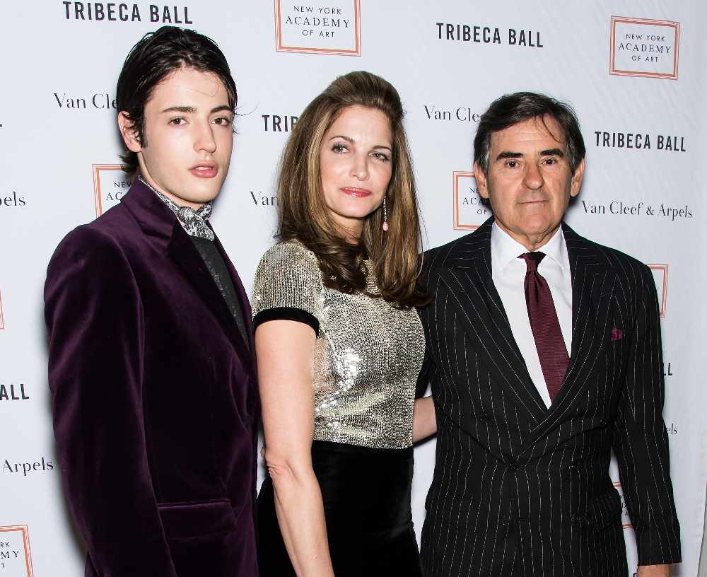 Supermodel Stephanie Seymour S Son Harry Brant Has Tragically Died Aged 24 U105