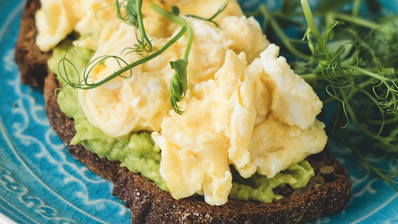 Chef shares trick to making perfect scrambled eggs - Dublin's FM104