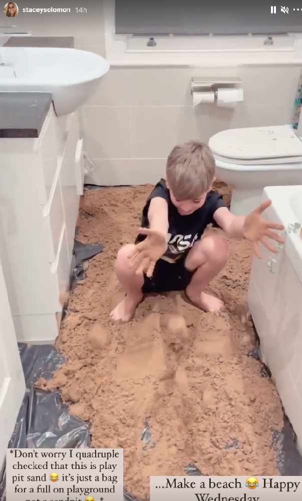 Stacey Solomon Fills Her Bathroom With Sand For Her Boys To Enjoy The Beach Dublin S Fm104