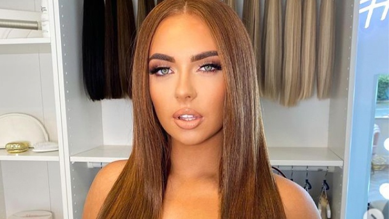 Love Island S Demi Jones Reveals That She Has Cancer U105