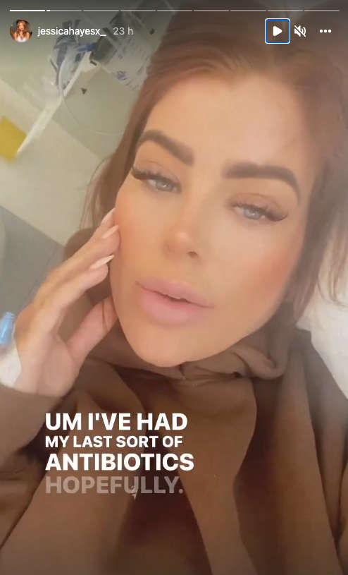 Love Island Star Jessica Hayes Rushed To Hospital And Put On Drip U105 