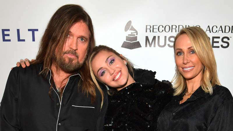 Miley Cyrus' parents: Billy Ray Cyrus' wife Tish files for divorce