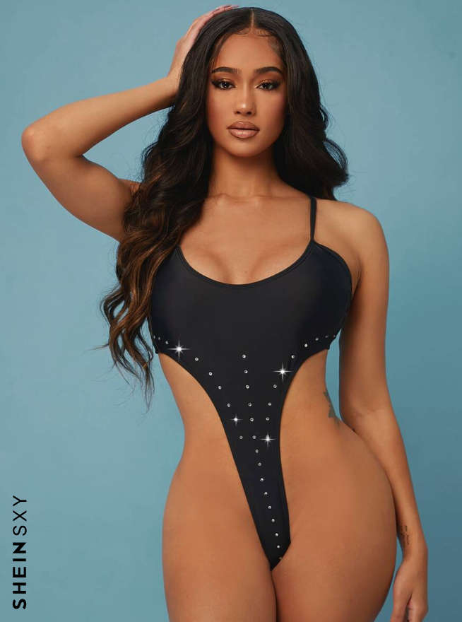 PHOTOS People shocked over extremely high cut swimsuit on Shein