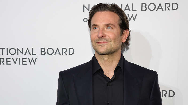 Actor Will Arnett 'is the reason' Bradley Cooper got sober - Los