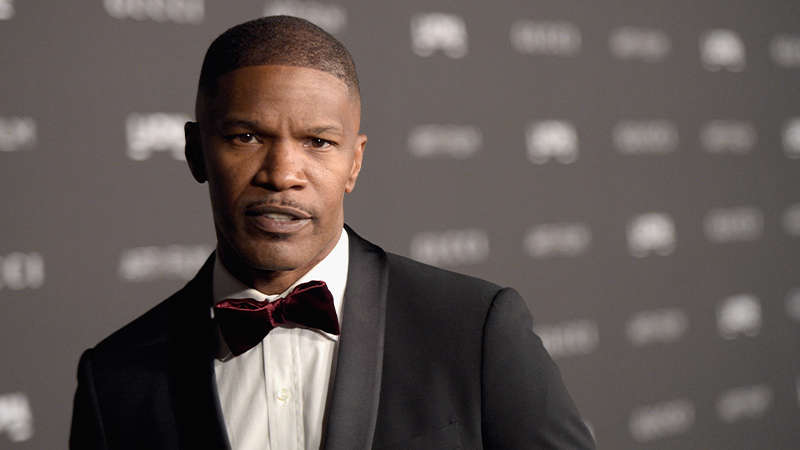 Jamie Foxx Remains in Chicago Rehab Facility After Health Scare