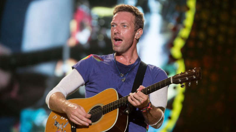 Superfan praises Coldplay’s Chris Martin for giving away tickets after fraud