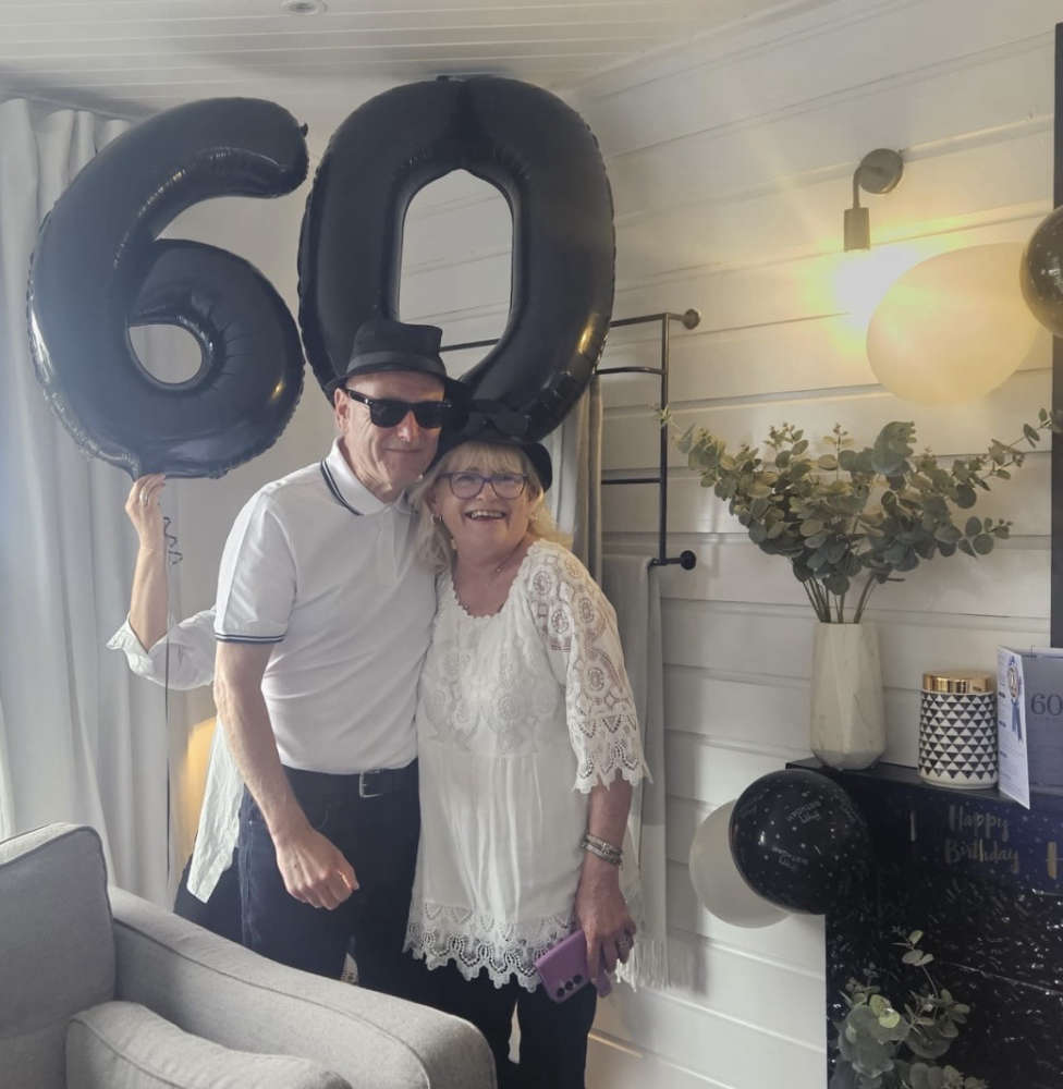 Search for off-duty paramedics who saved life of birthday diner
