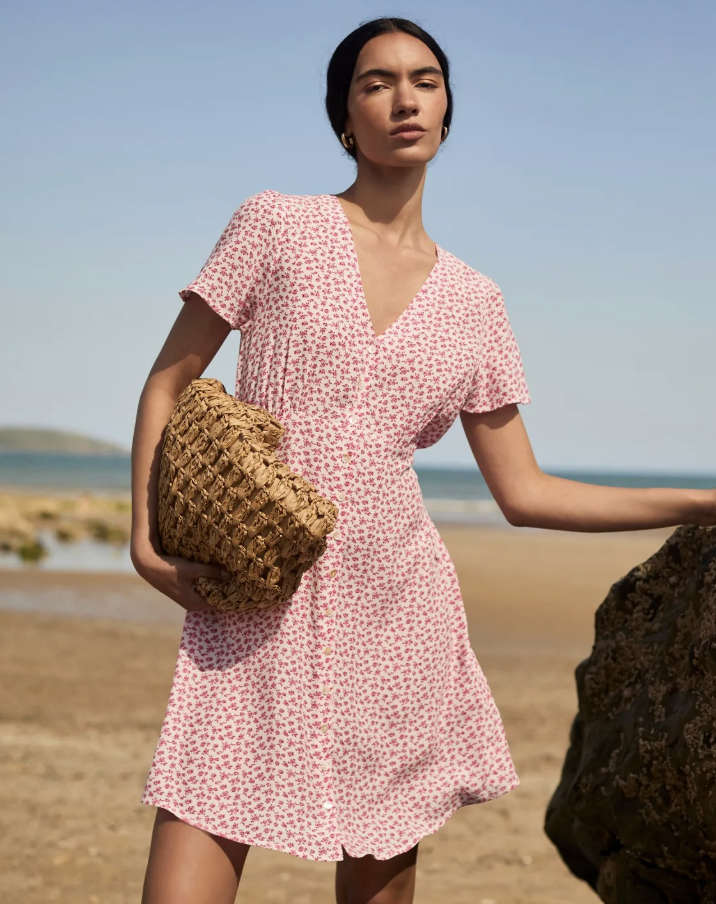 dunnes pink dress Dunnes Stores fans set to love new 'flattering' midi dress 35