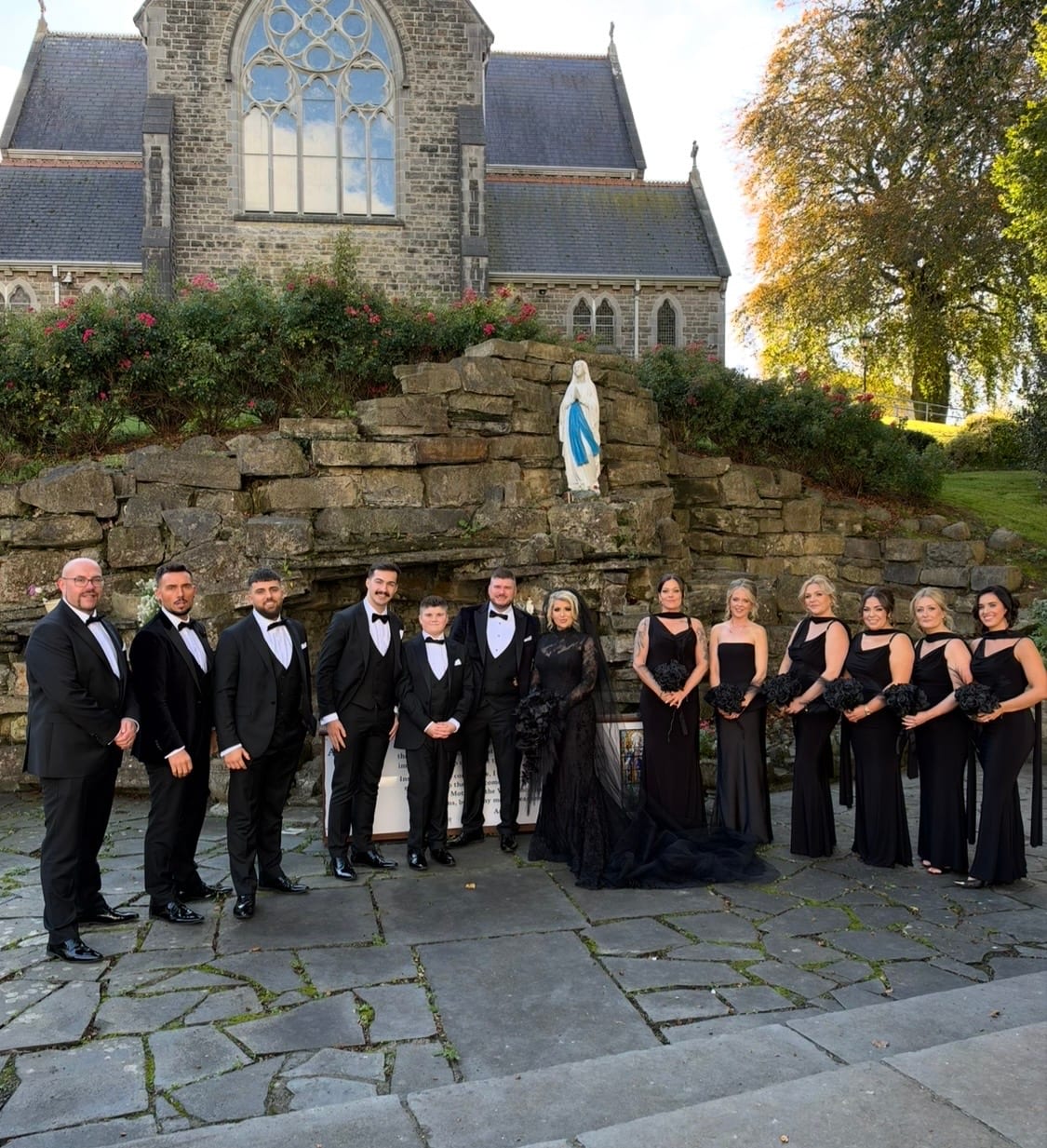 Blushing bride stuns in black - LMFM