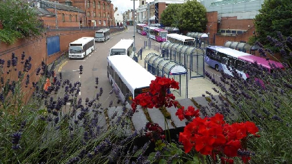 worcester buses © Copyright Philip Halling and licensed for reuse under this Creative Commons Licence.