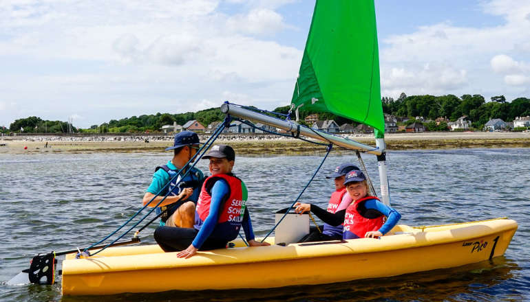 Hundreds Of Primary School Children Take To The Water With Seaview Sailing Trust - Vimarsana News