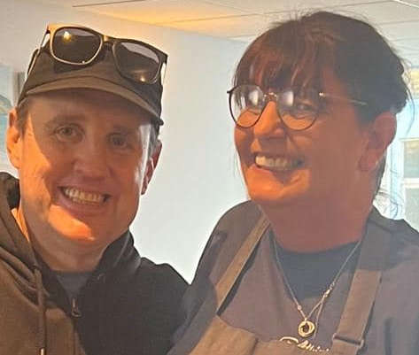 Superstar comedian Peter Kay returns to Morecambe fish and chip