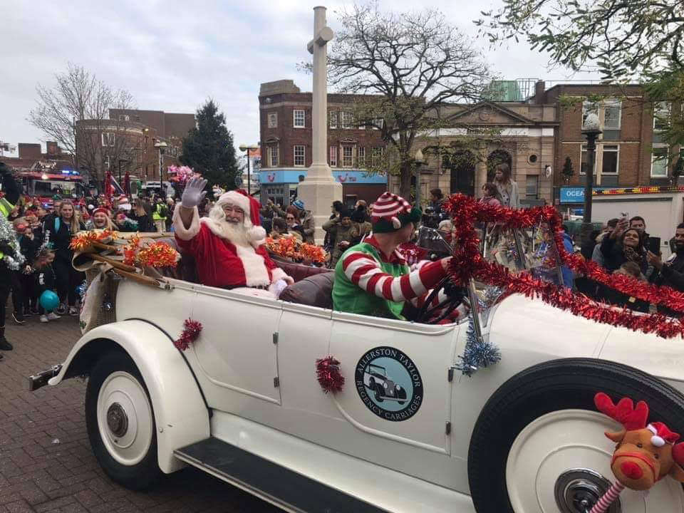 How To Watch The Williamsburg Christmas Parade 2022 Santa's Sunday Spectacular - Bucks Radio