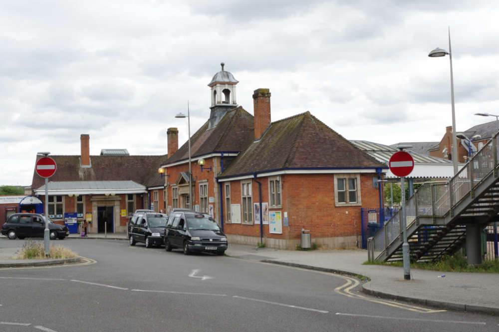 Rail ticket offices in Aylesbury, Princes Risborough and Great Missenden could close 