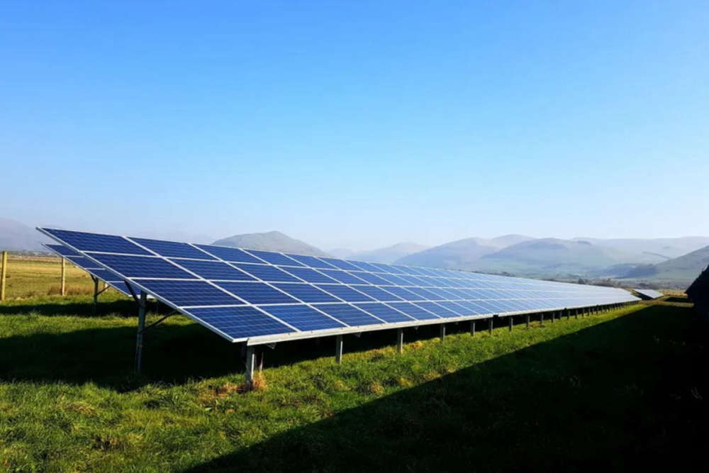 Bucks solar farm plan branded 'ugly and dangerous' by residents 